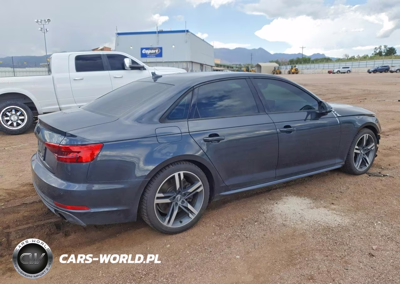 2017 Audi A4 Premium Plus VIN:WAUENAF40HN019358 - 3