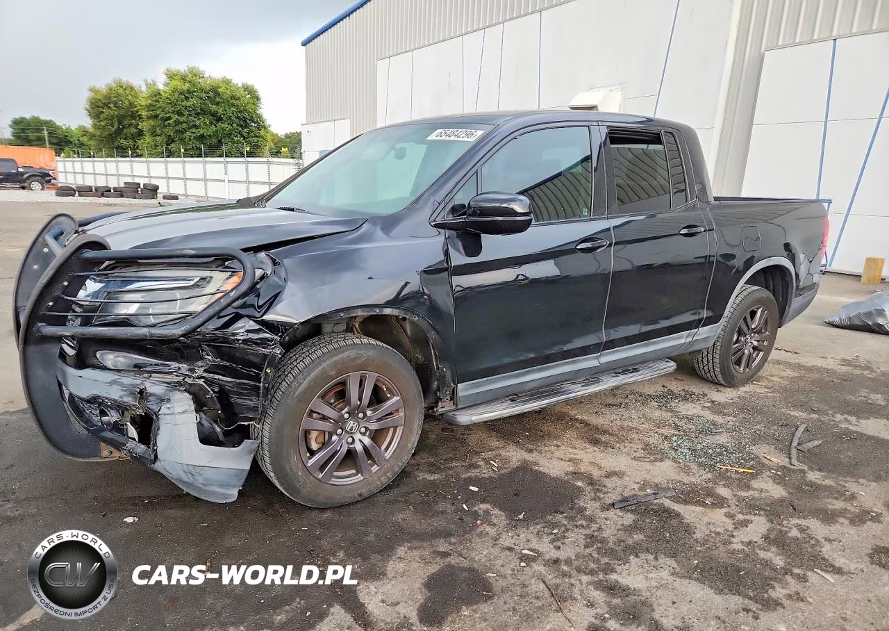 2018 Honda Ridgeline Sport VIN:5FPYK3F15JB001685 - 1