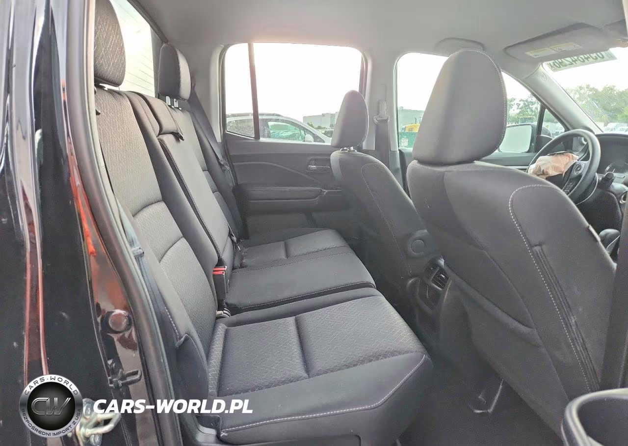2018 Honda Ridgeline Sport VIN:5FPYK3F15JB001685 - 10