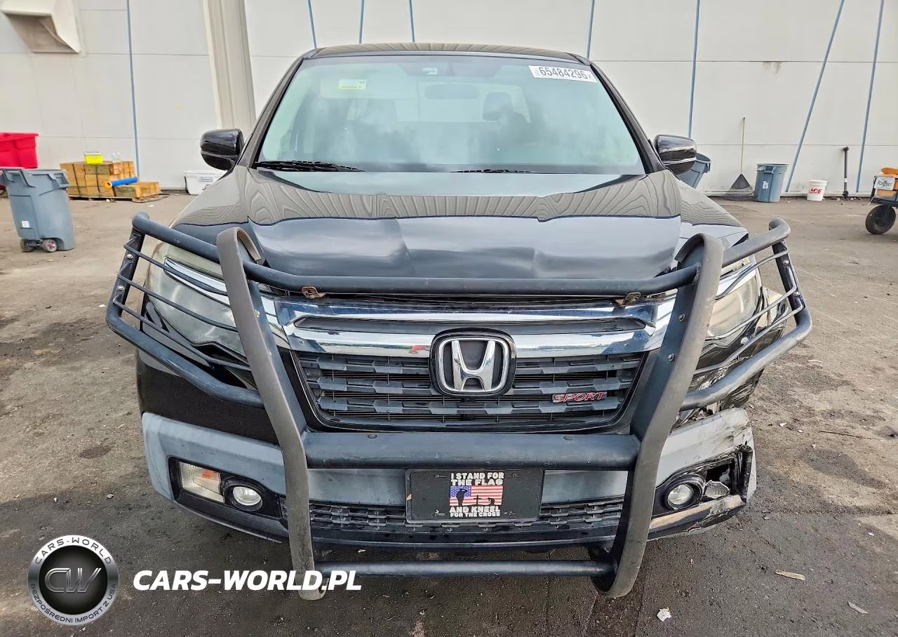 2018 Honda Ridgeline Sport VIN:5FPYK3F15JB001685 - 5