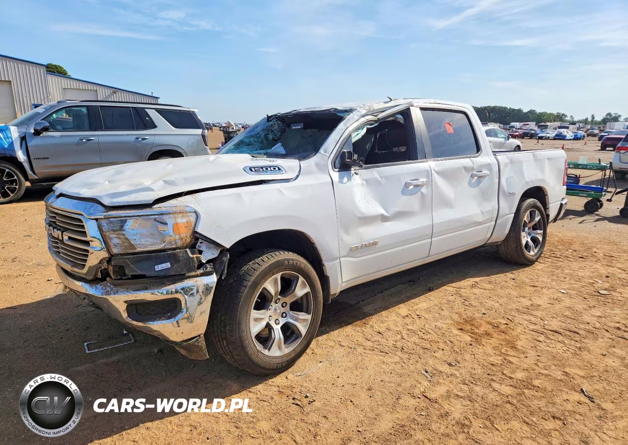 2024 Ram 1500 Laramie VIN:1C6RREJTXRN220109 - 1