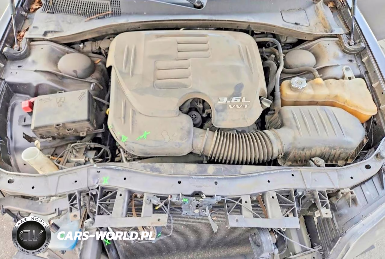 2019 Chrysler 300 S VIN:2C3CCABG6KH682860 - 11