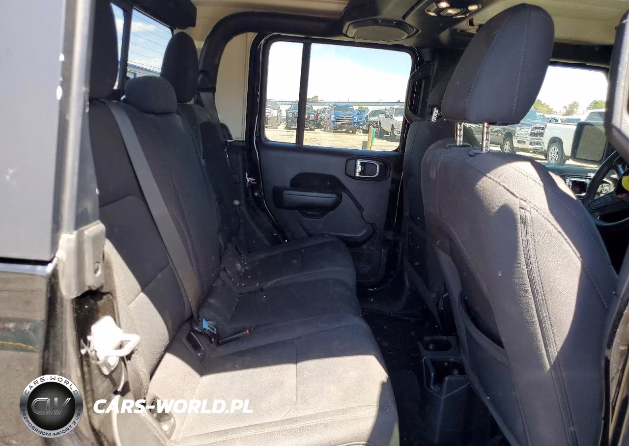 2022 Jeep Gladiator Altitude 4X4 VIN:1C6HJTAG2NL140318 - 10