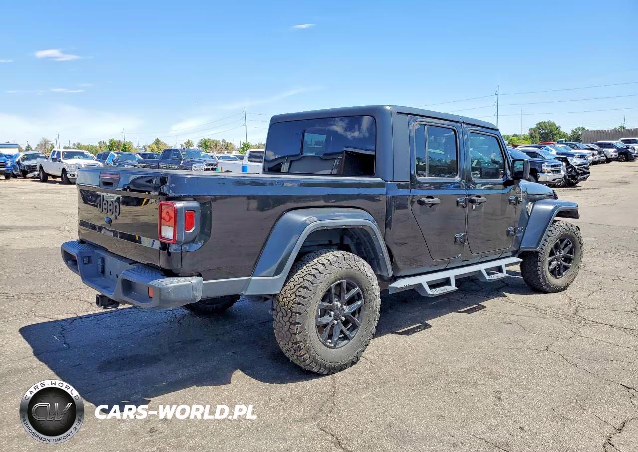 2022 Jeep Gladiator Altitude 4X4 VIN:1C6HJTAG2NL140318 - 3
