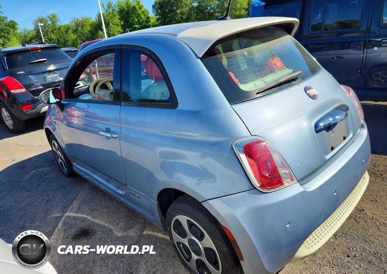 2015 Fiat 500 VIN:3C3CFFGE7FT672802 - 2