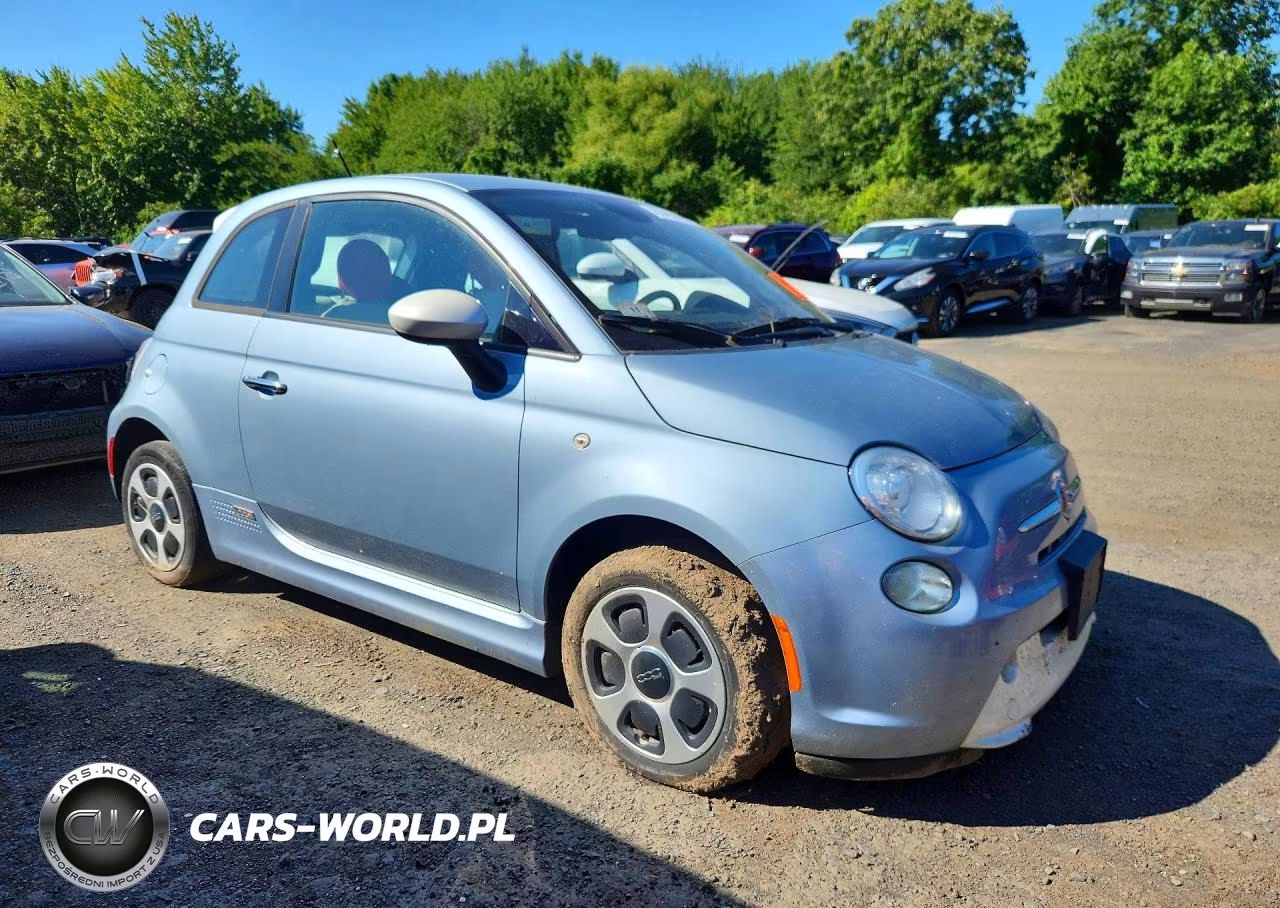 2015 Fiat 500 VIN:3C3CFFGE7FT672802 - 4