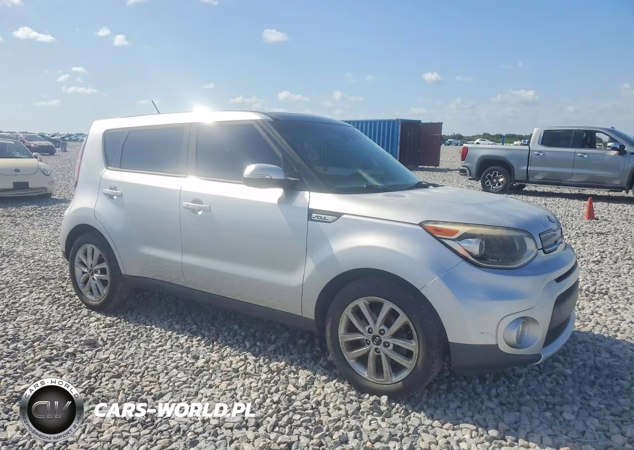 2017 Kia Soul + VIN:KNDJP3A57H7453837 - 4
