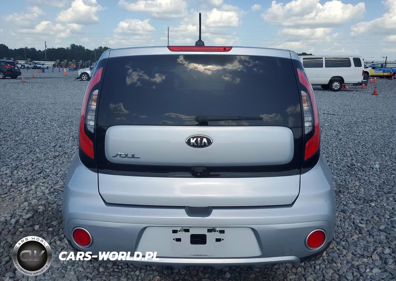 2017 Kia Soul + VIN:KNDJP3A57H7453837 - 6
