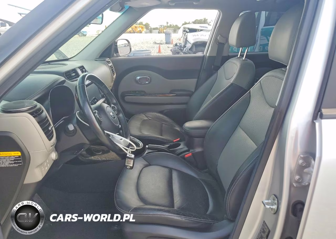 2017 Kia Soul + VIN:KNDJP3A57H7453837 - 7