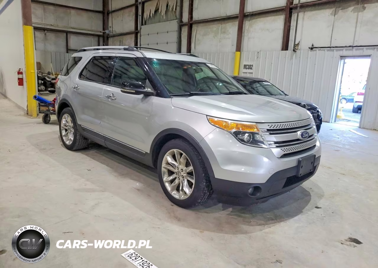 2011 Ford Explorer Xlt VIN:1FMHK7D86BGA72073 - 4