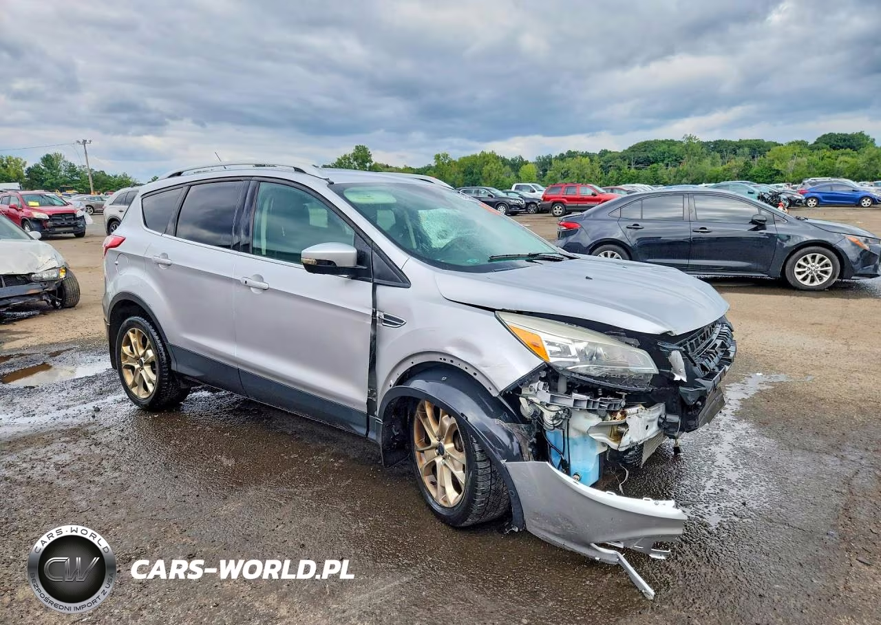 2016 Ford Escape Titanium VIN:1FMCU9J92GUA58256 - 4