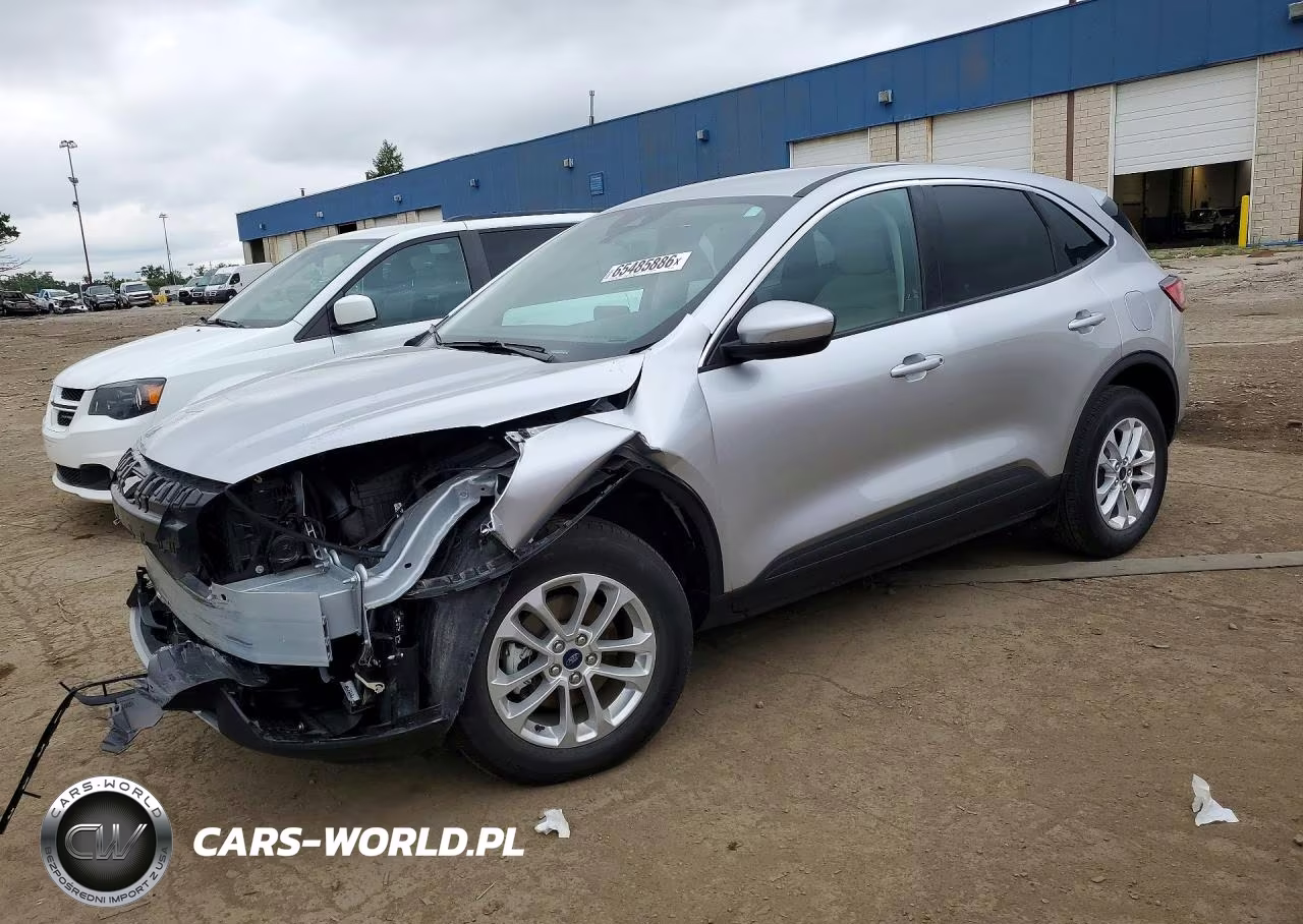 2020 Ford Escape Se