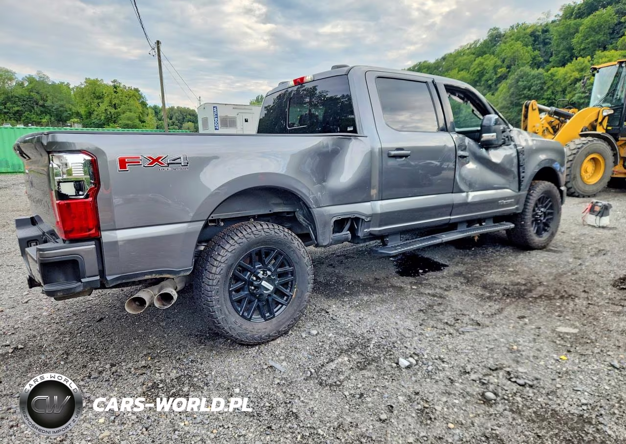 2024 Ford F250 Crew VIN:1FT8W2BT3REE68941 - 3