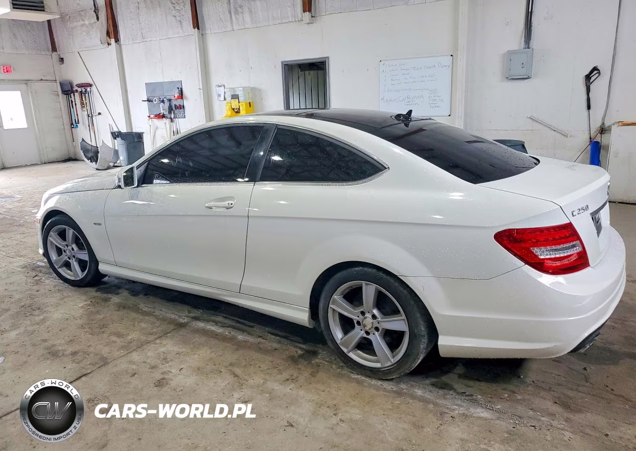 2012 Mercedes-Benz C 250 VIN:WDDGJ4HB5CF746363 - 2