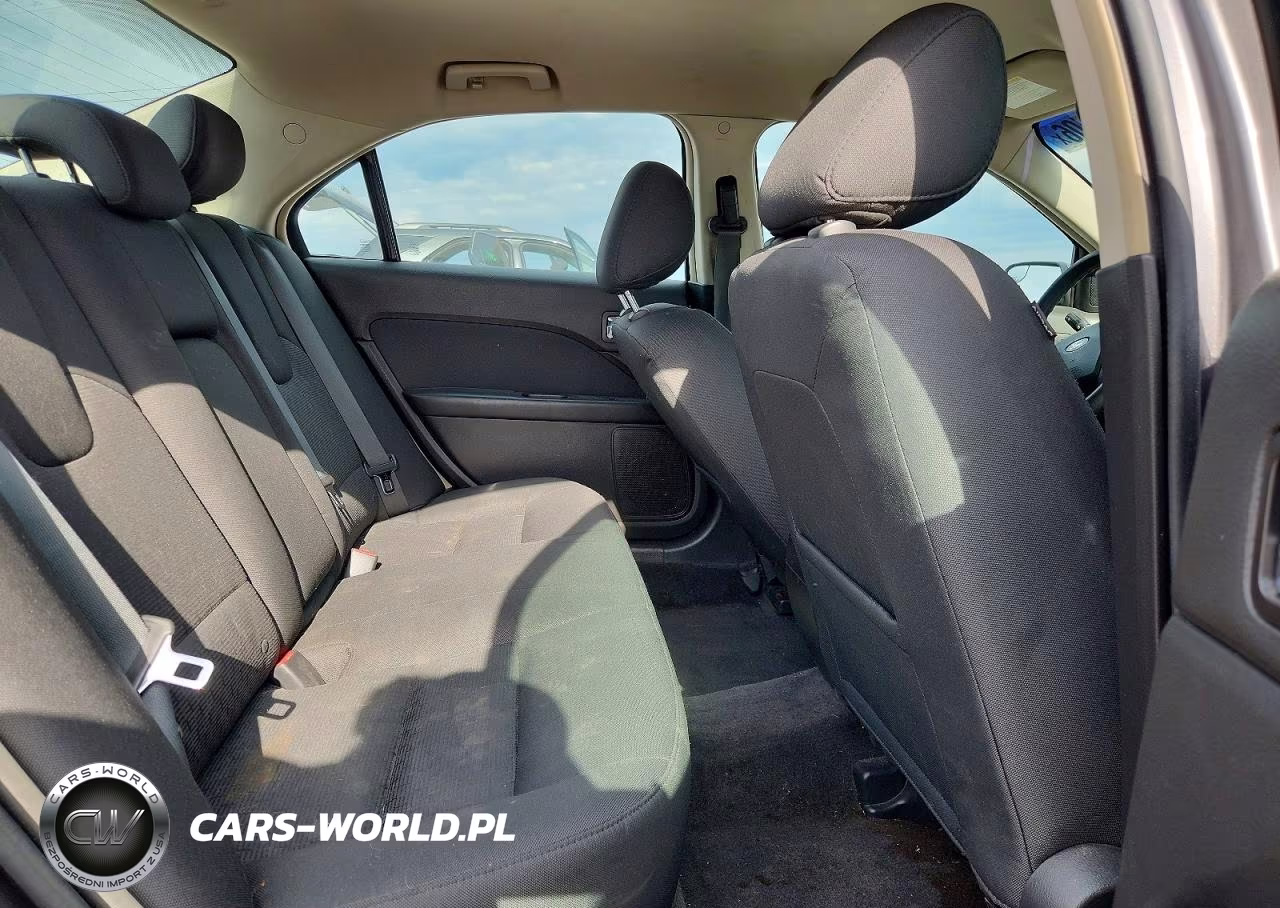 2011 Ford Fusion Se VIN:3FAHP0HG0BR162395 - 10