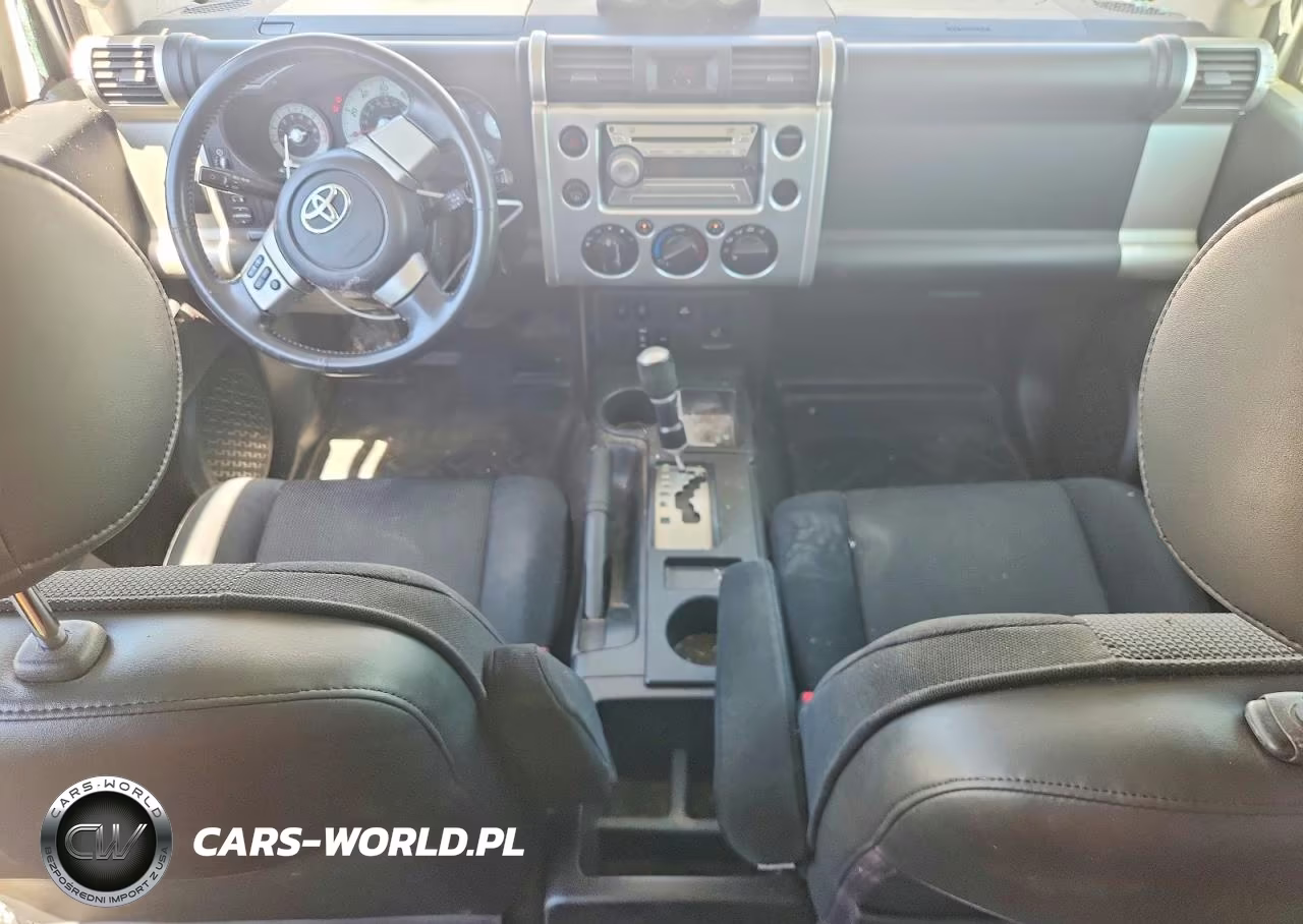 2007 Toyota Fj Cruiser Base VIN:JTEZU11F870015159 - 8