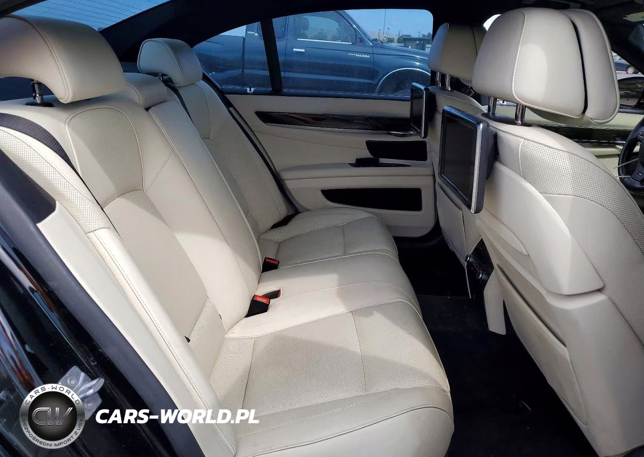 2015 BMW 740 I VIN:WBAYA6C51FD827028 - 10