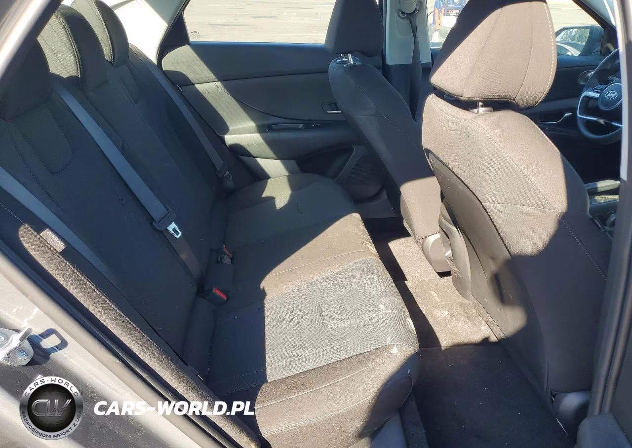 2025 Hyundai Elantra Se VIN:KMHLL4DG7SU054020 - 10