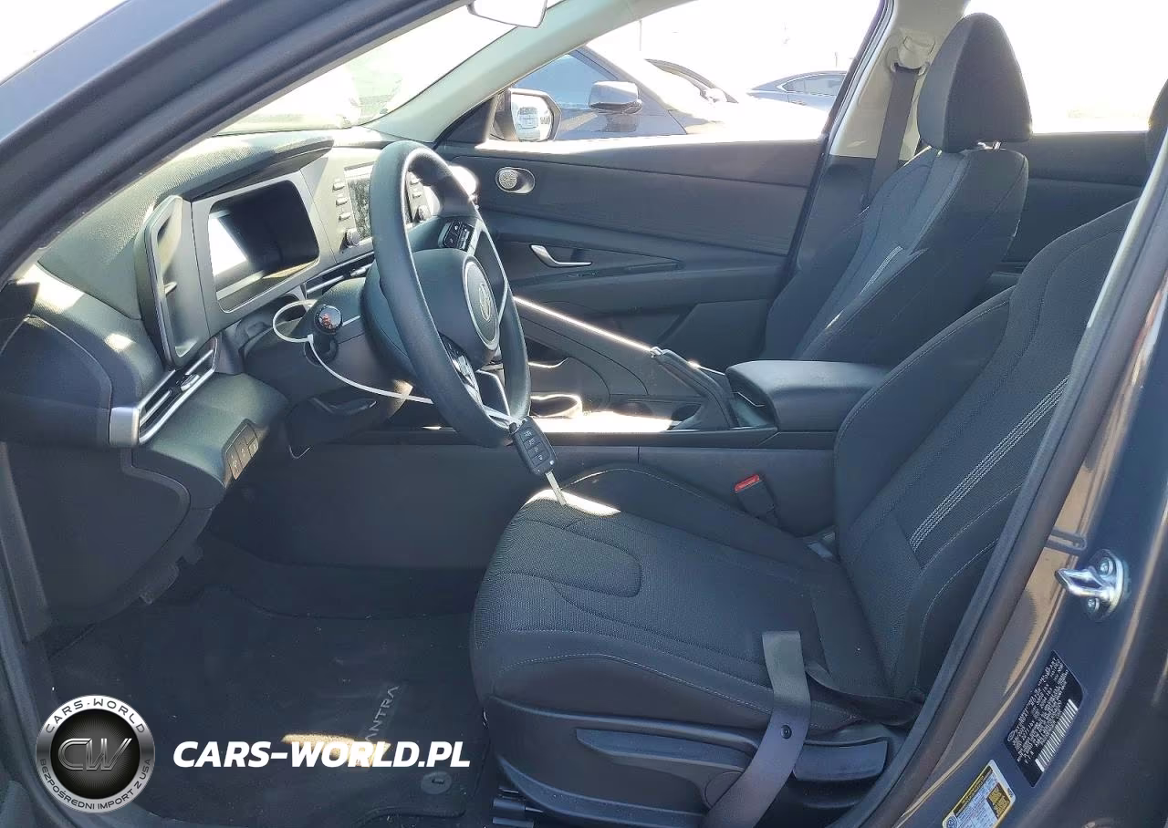 2025 Hyundai Elantra Se VIN:KMHLL4DG7SU054020 - 7