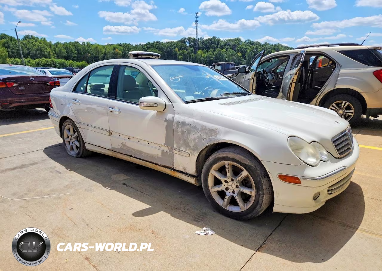 2007 Mercedes-Benz C 280 4Matic VIN:WDBRF92H57F912576 - 4