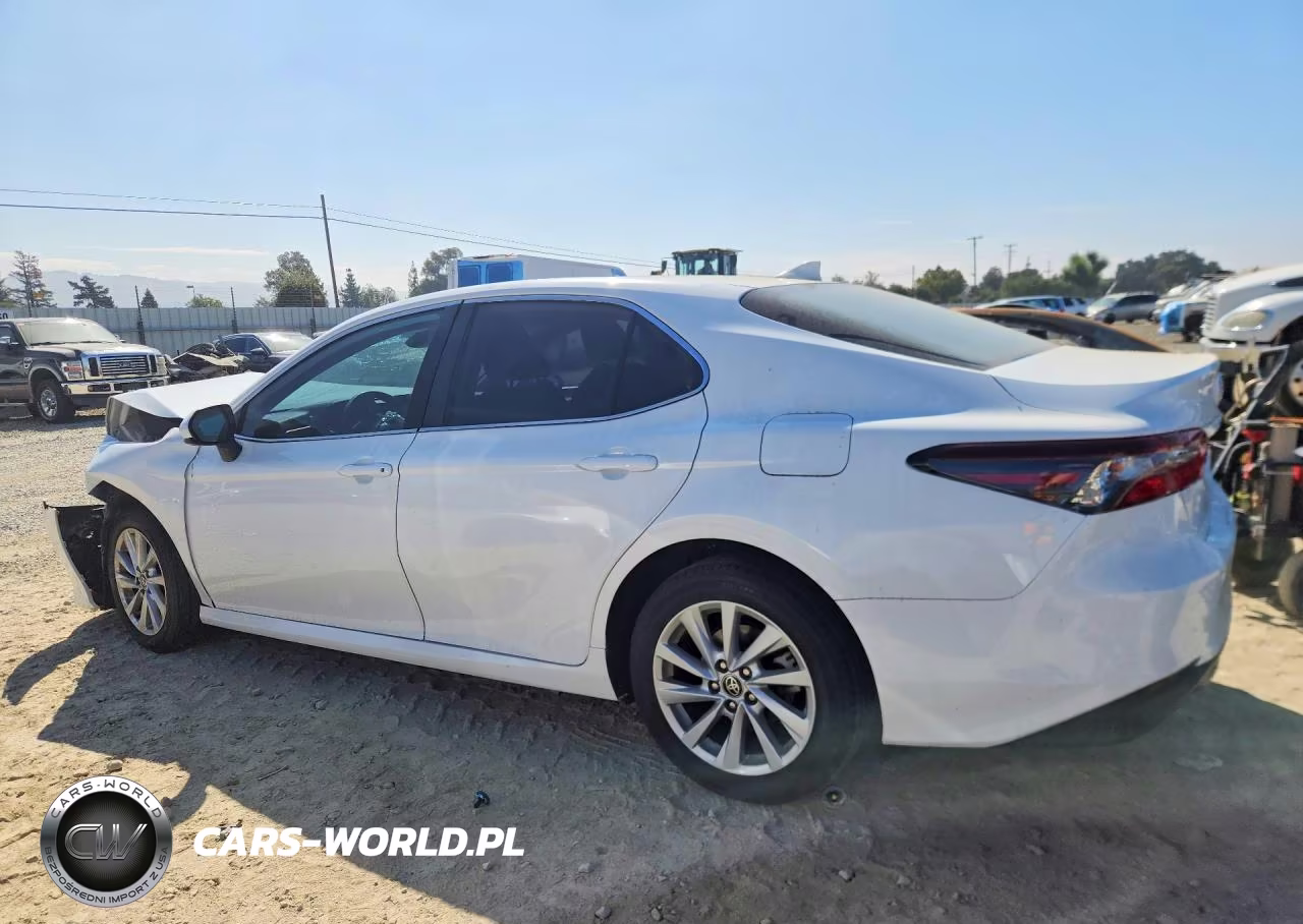 2024 Toyota Camry Le VIN:4T1C11AK9RU841607 - 2