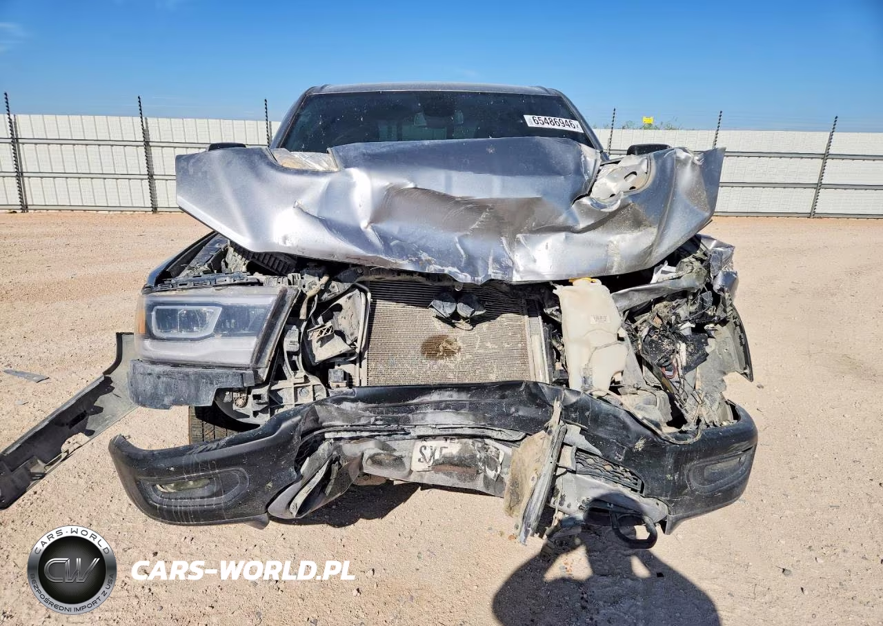 2019 Ram 1500 Rebel VIN:1C6SRFET8KN725122 - 5