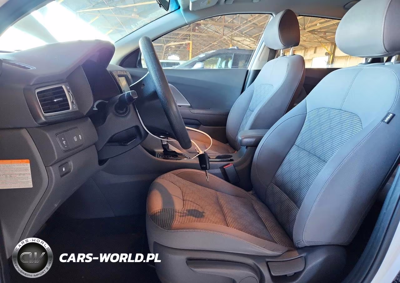 2019 Kia Niro Fe VIN:KNDCB3LC4K5265153 - 7