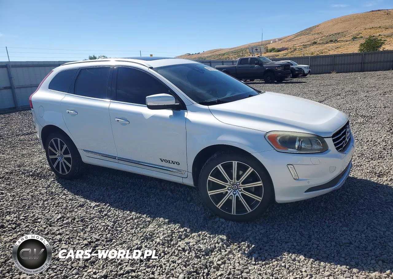 2017 Volvo Xc60 T6 Inscription VIN:YV449MRU6H2110617 - 4