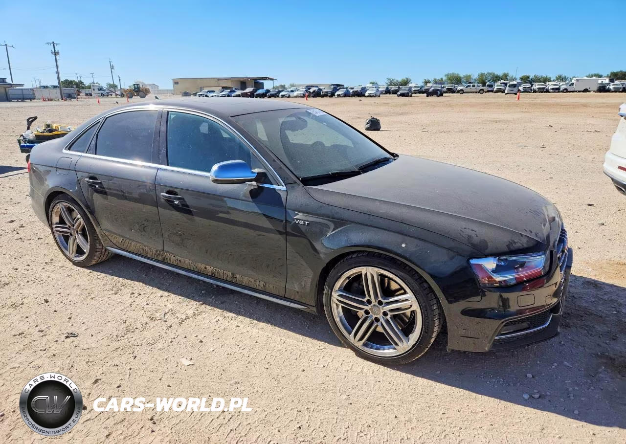 2013 Audi S4 Prestige VIN:WAUKGAFL0DA060949 - 4