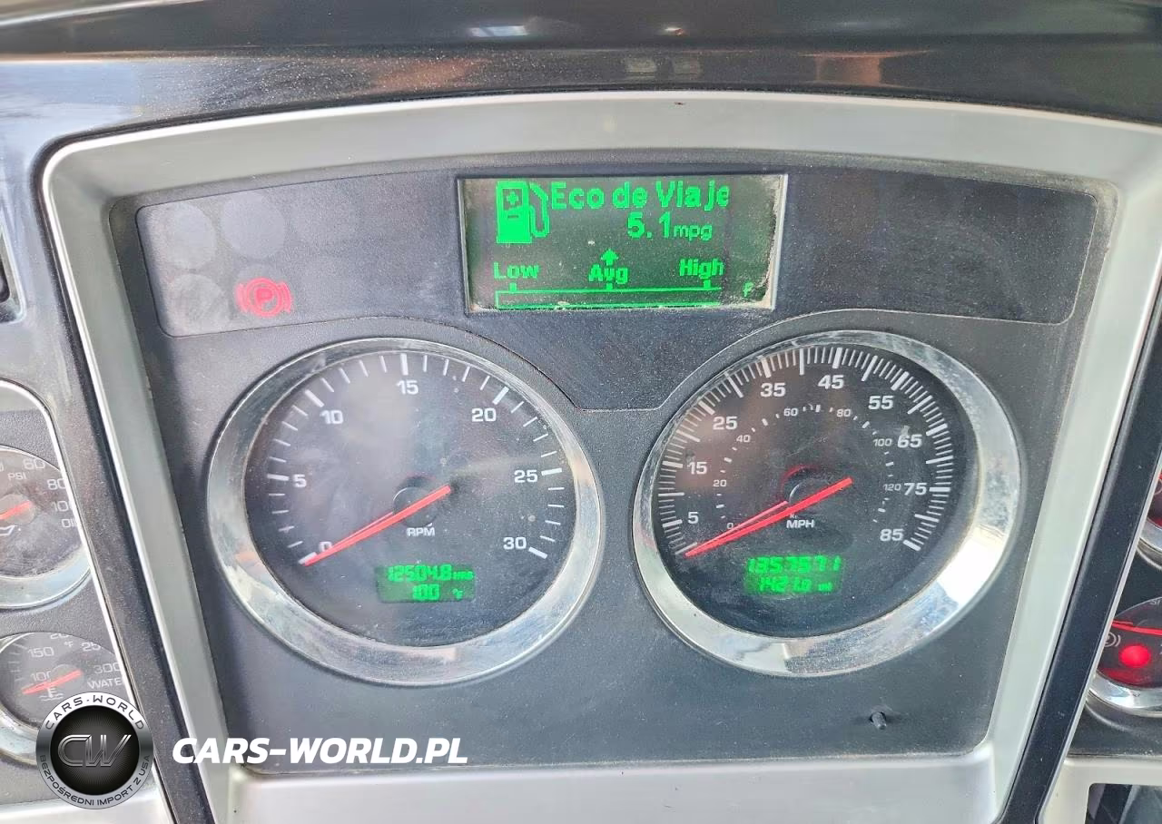 2009 Kenworth T660 Semi Truck VIN:1XKAD49X39J253373 - 9