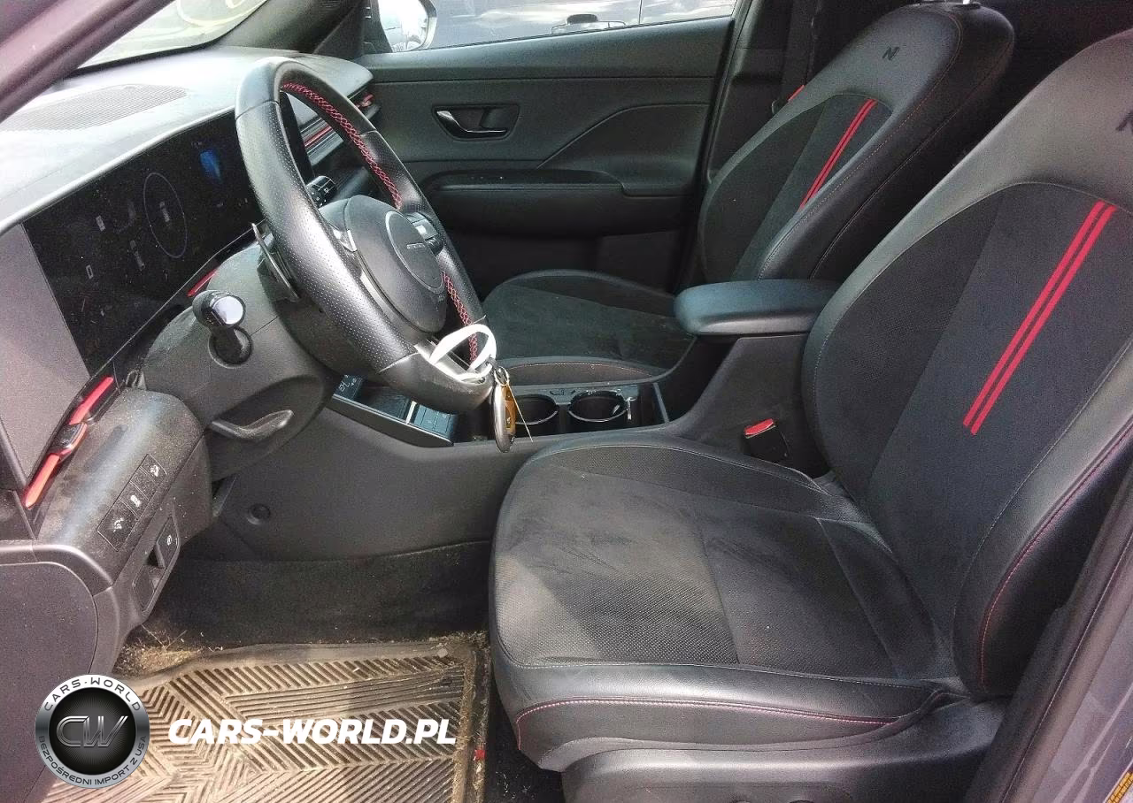 2025 Hyundai Kona N Line S VIN:KM8HBCA35SU277001 - 7