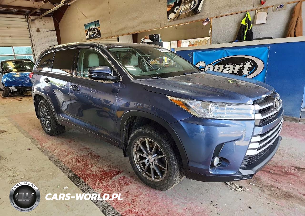 2017 Toyota Highlander Xle VIN:5TDJZRFH1HS429281 - 4