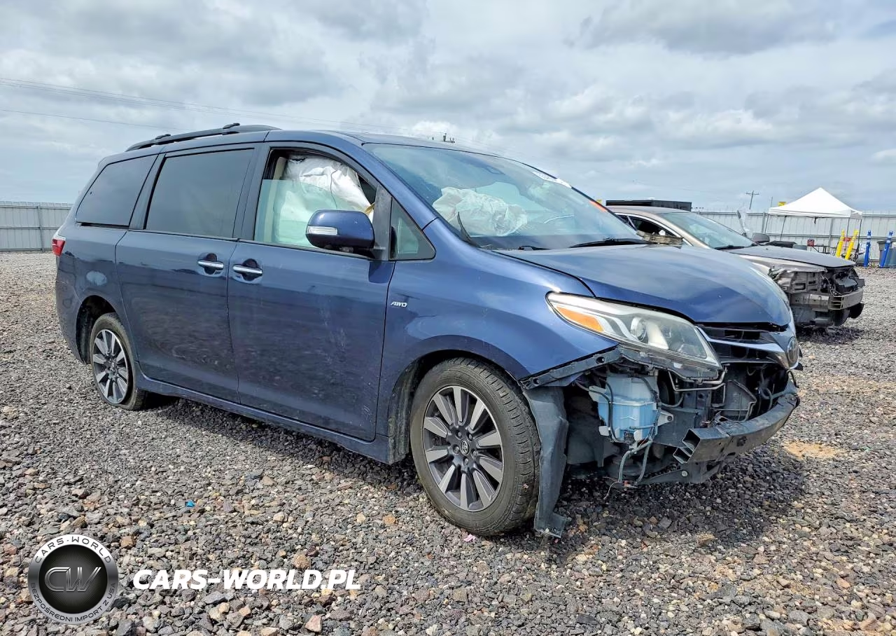 2018 Toyota Sienna Limited Premium 7-Passenger VIN:5TDDZ3DC8JS194076 - 4