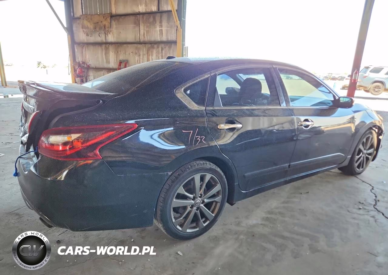2018 Nissan Altima 2.5 Sr VIN:1N4AL3AP0JC135347 - 3