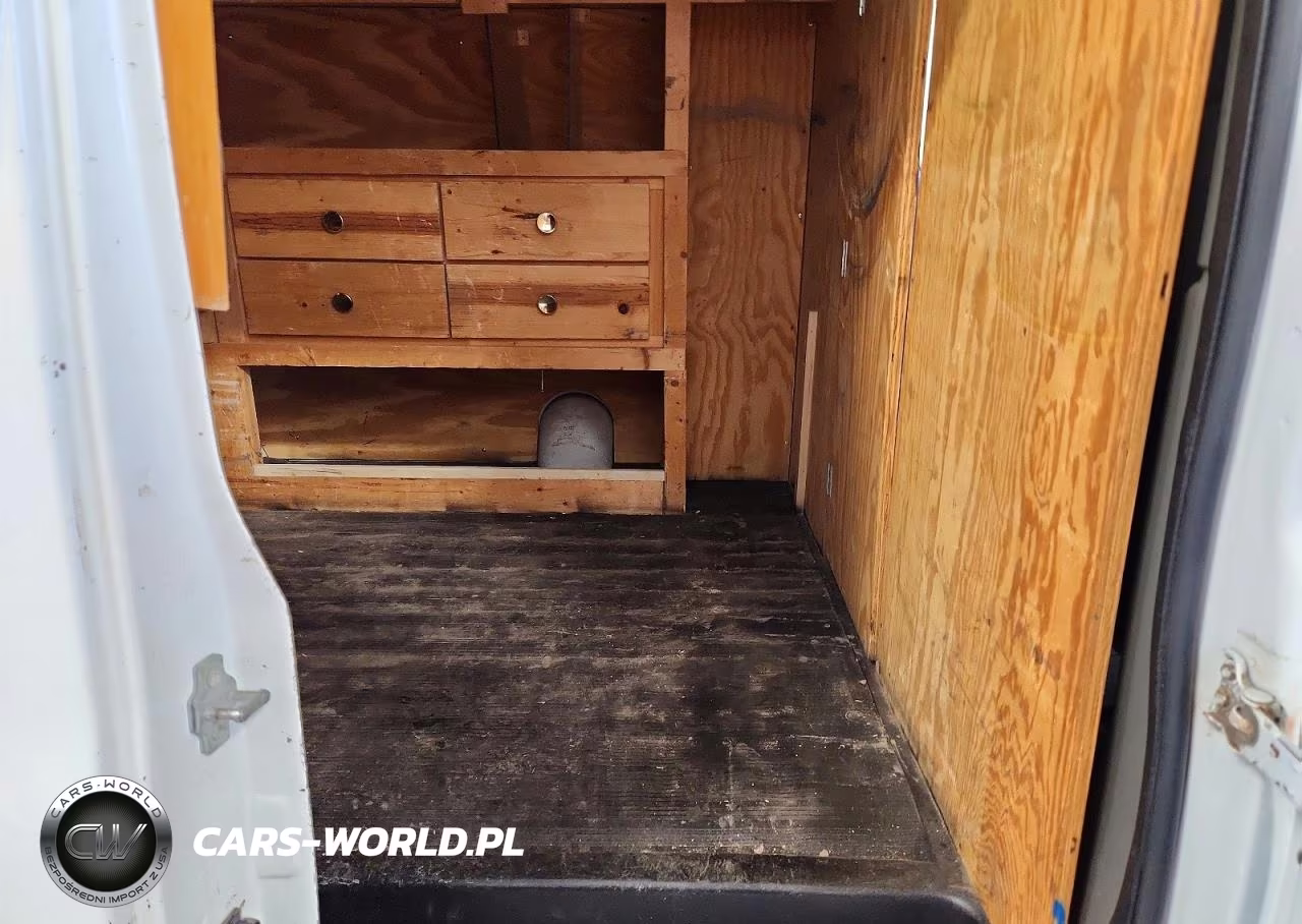 2006 Chevrolet Express G1500 Service Van VIN:1GCFG15X661145662 - 11