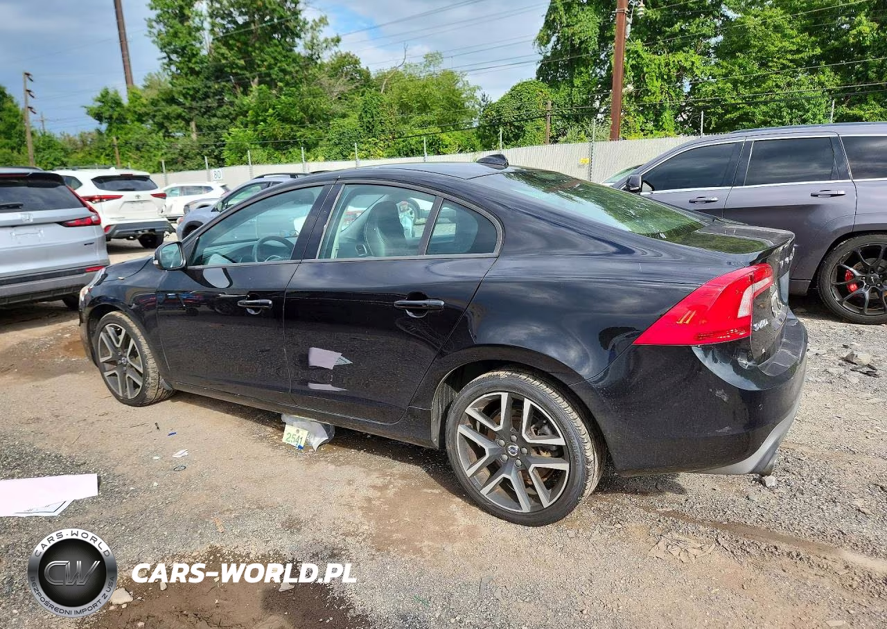 2018 Volvo S60 Dynamic VIN:YV140MTL7J2462229 - 2