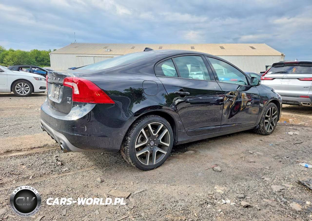 2018 Volvo S60 Dynamic VIN:YV140MTL7J2462229 - 3