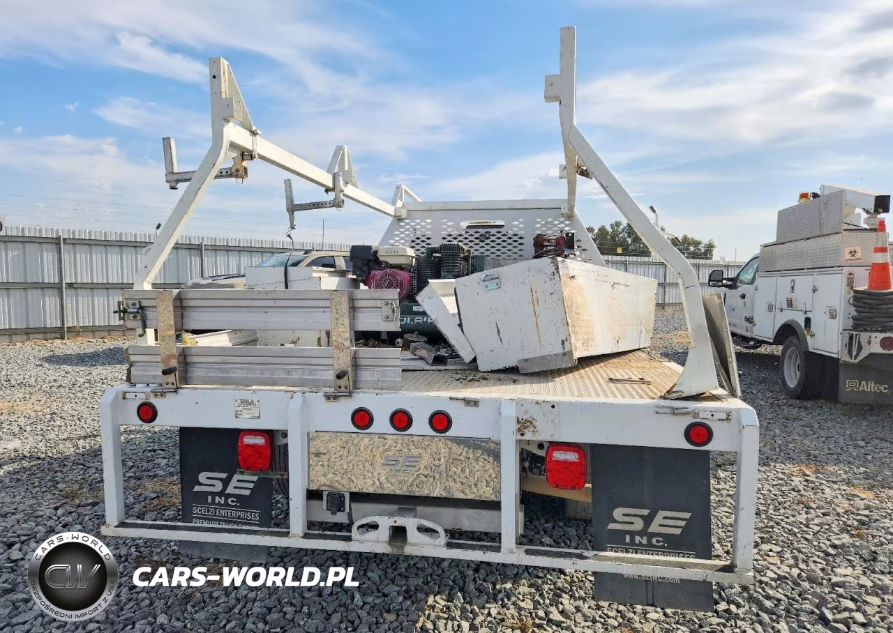 2022 Ram 3500 VIN:3C7WRSAJ0NG279815 - 10