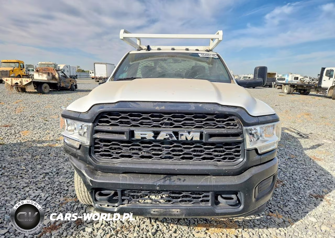 2022 Ram 3500 VIN:3C7WRSAJ0NG279815 - 5