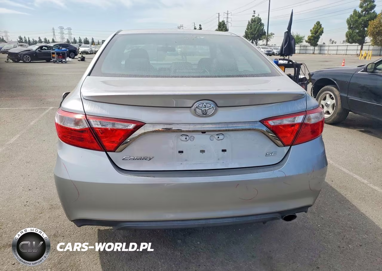 2017 Toyota Camry Se VIN:4T1BF1FK6HU356832 - 6