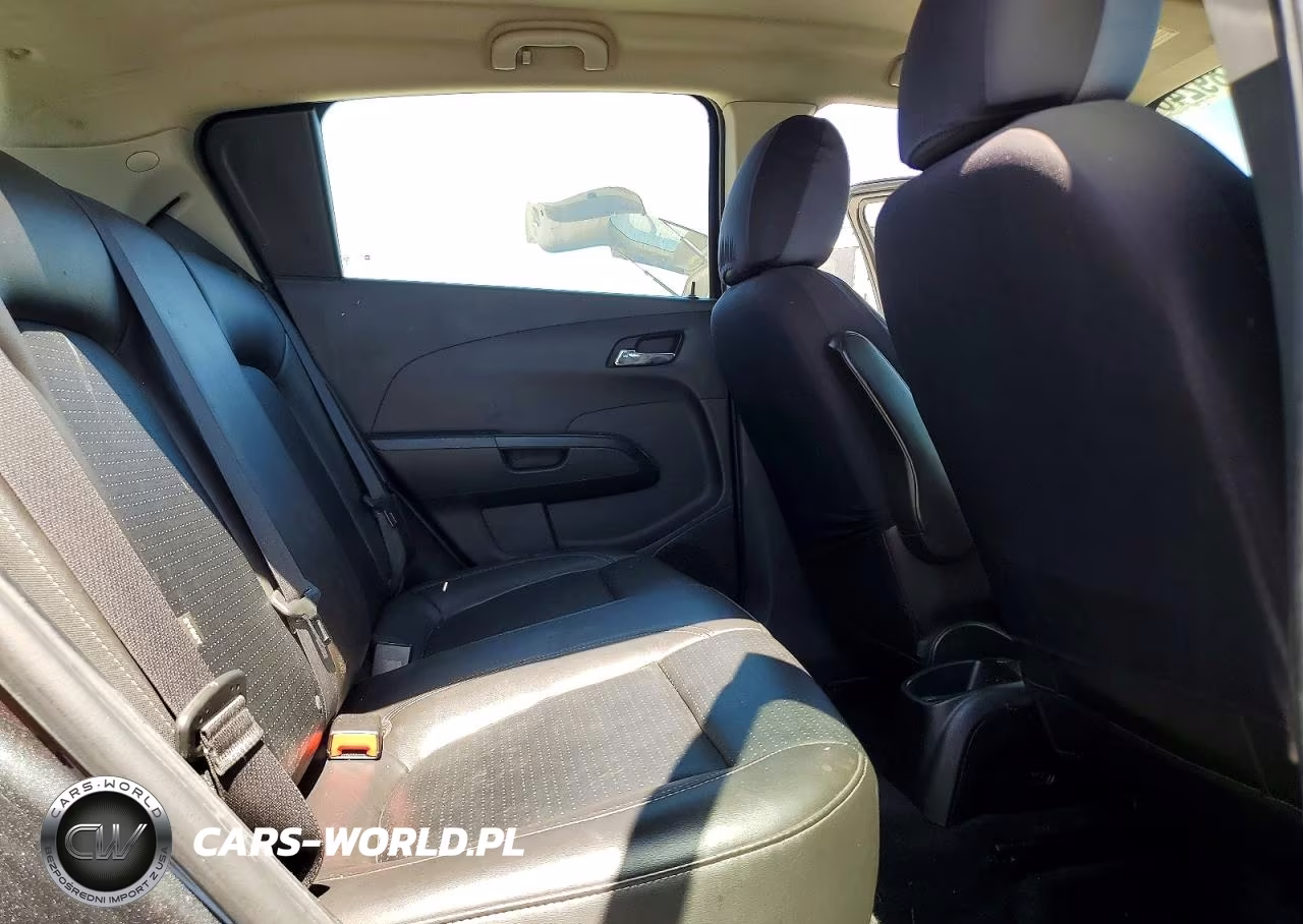 2016 Chevrolet Sonic Ltz VIN:1G1JE6SB5G4140354 - 10