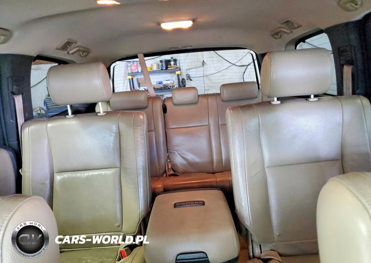 2008 Toyota Sequoia Platinum VIN:5TDZY67A48S013439 - 10