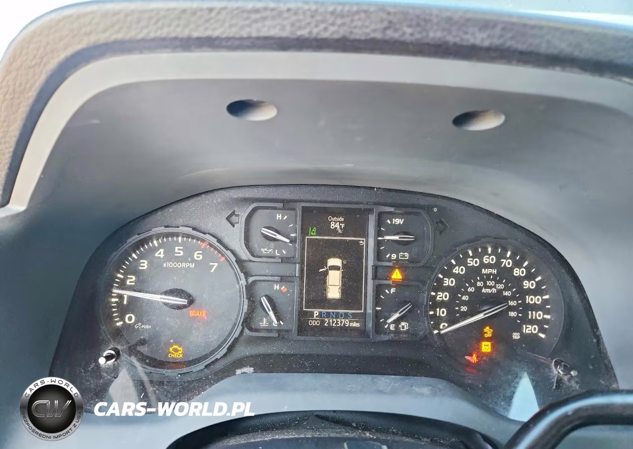 2018 Toyota Tundra Sr VIN:5TFRM5F12JX129729 - 9