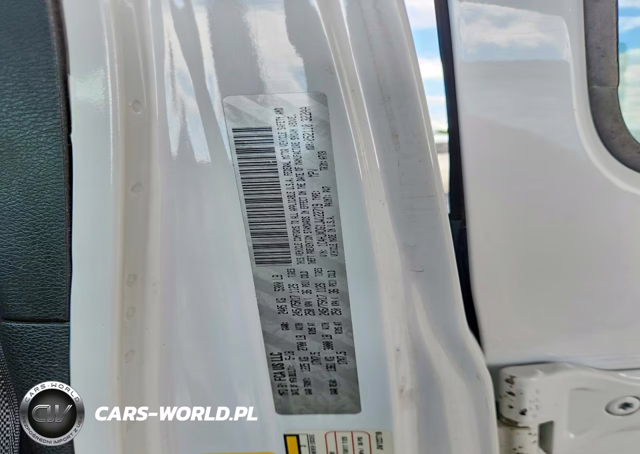 2018 Jeep Wrangler Unlimited Sport VIN:1C4HJXDG1JW122719 - 12