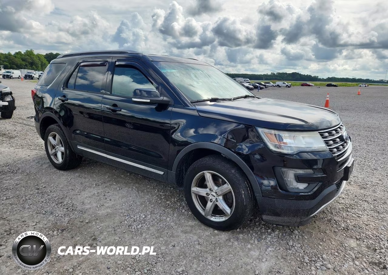 2016 Ford Explorer Xlt VIN:1FM5K8DHXGGC70381 - 4