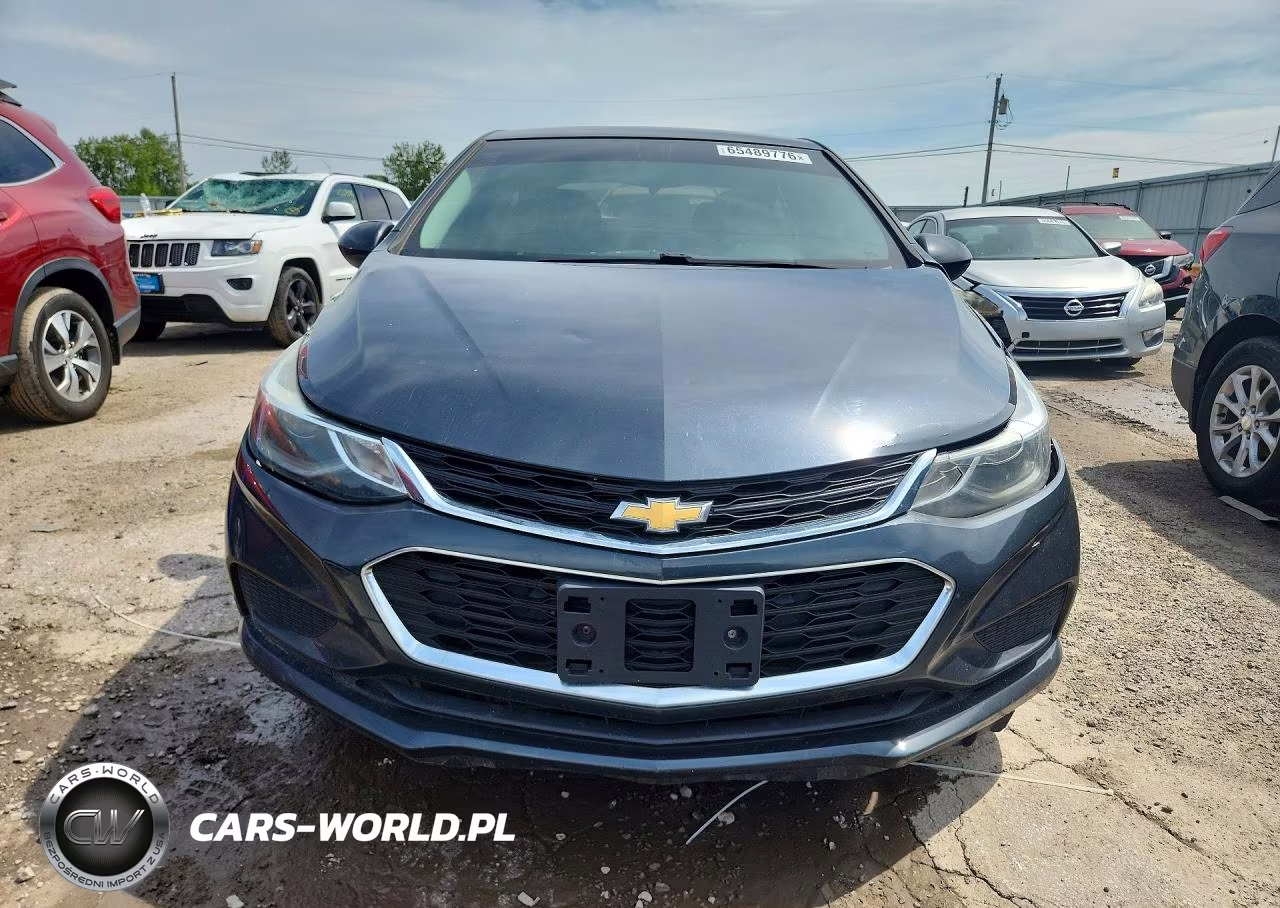 2017 Chevrolet Cruze Lt VIN:1G1BE5SM6H7149886 - 5