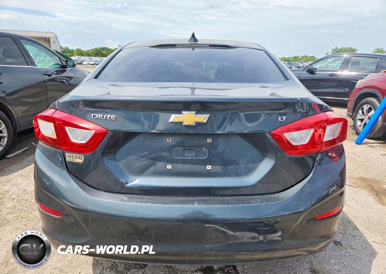 2017 Chevrolet Cruze Lt VIN:1G1BE5SM6H7149886 - 6