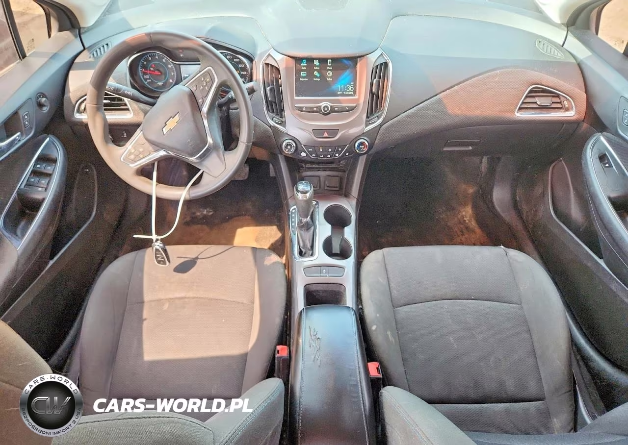 2017 Chevrolet Cruze Lt VIN:1G1BE5SM6H7149886 - 8