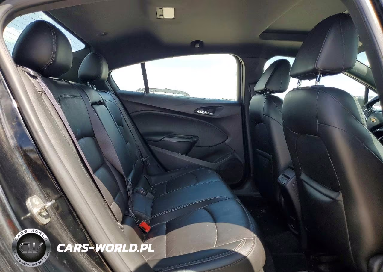 2016 Chevrolet Cruze Premier VIN:1G1BG5SM8G7262988 - 10