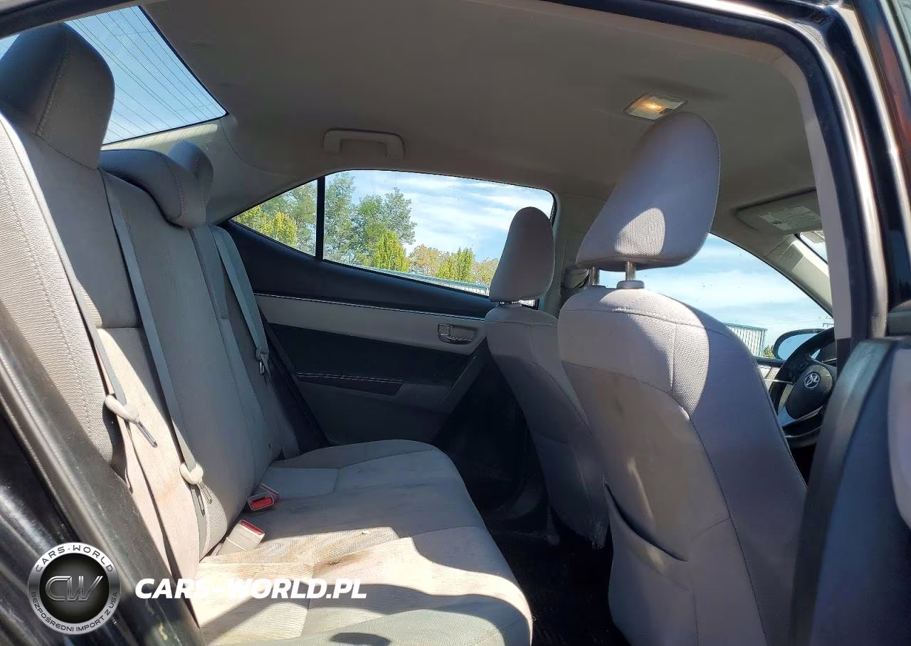 2014 Toyota Corolla Le VIN:5YFBURHE6EP137748 - 10